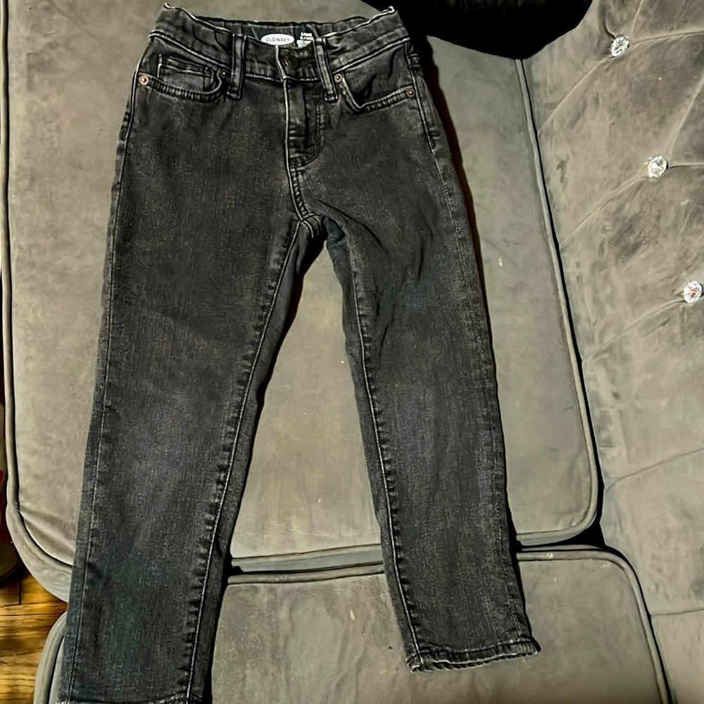 Vintage faded black old navy jeans.